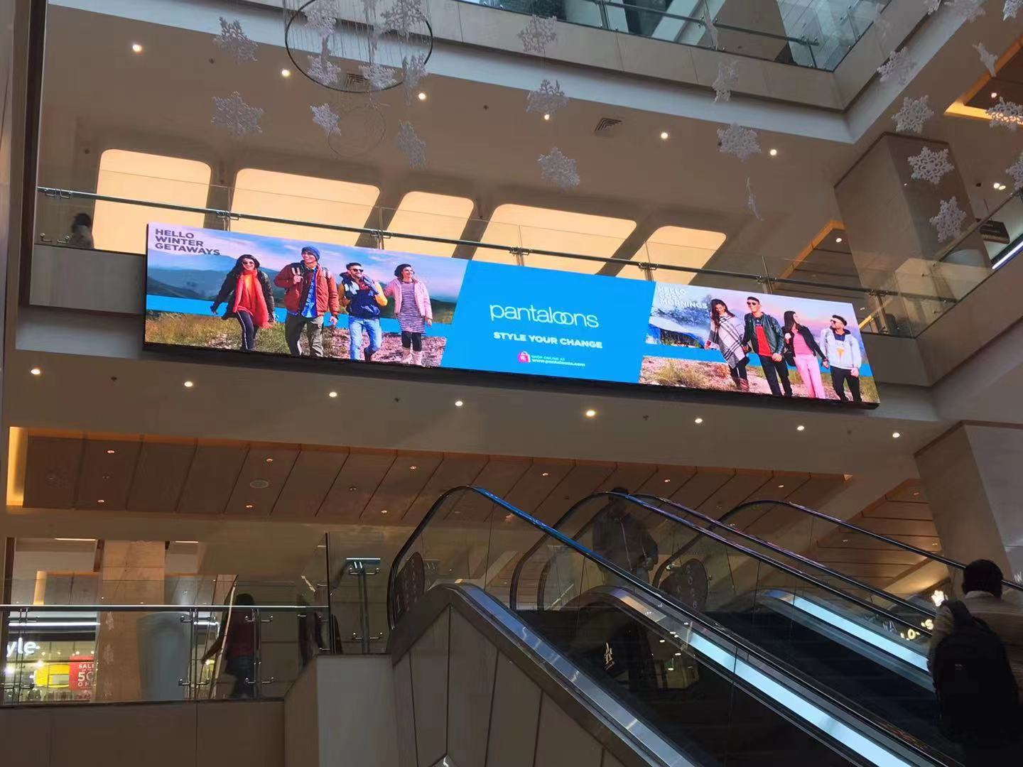 Read more about the article Shopping mall LED display