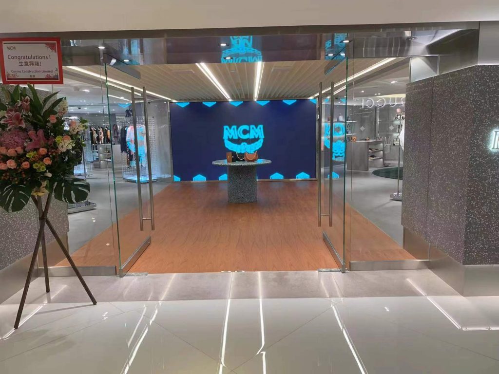 shopping mall LED display插图3