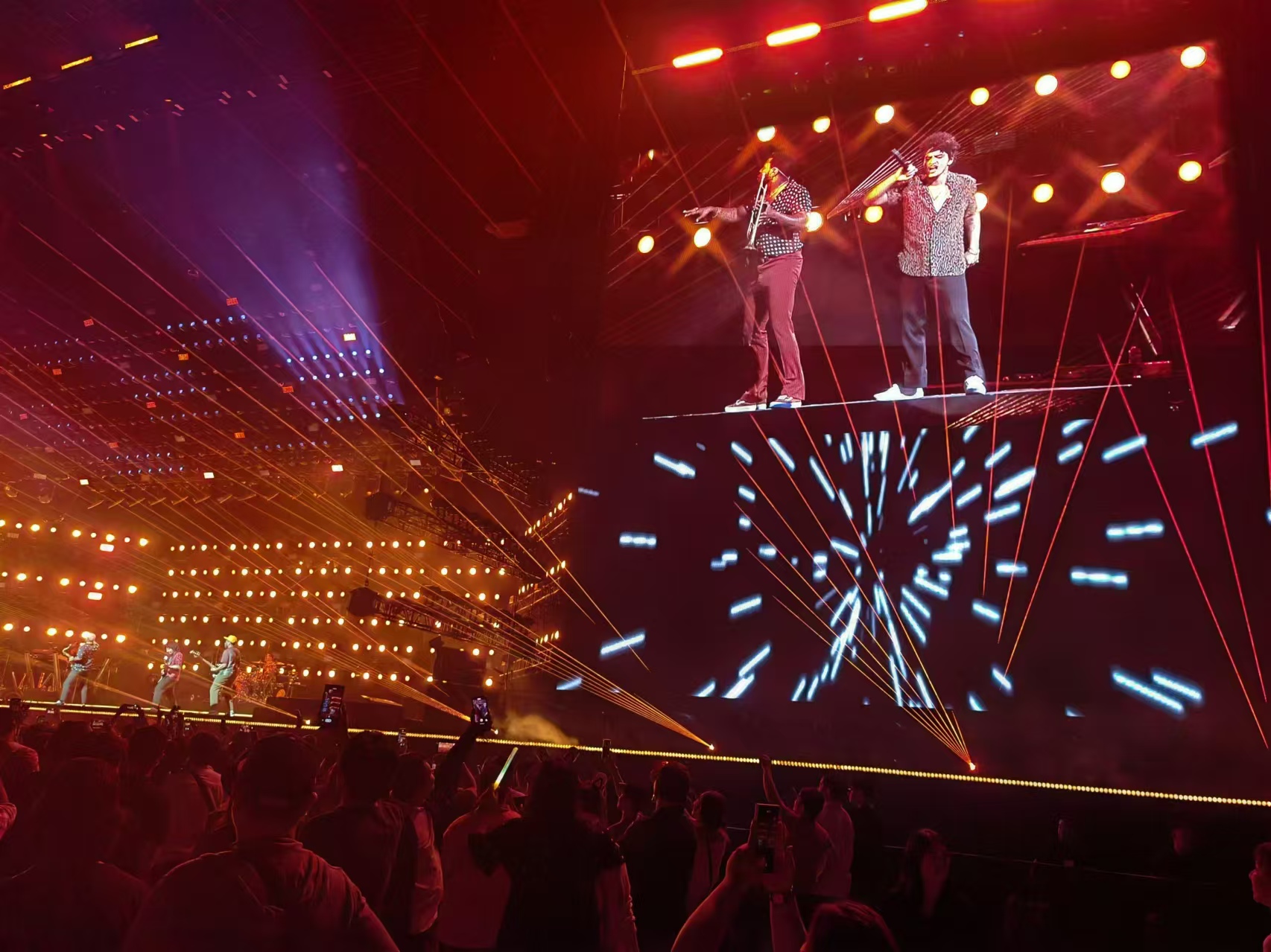 Read more about the article Rental Transparent LED Display: Aesthetic Innovation for Visual Marketing